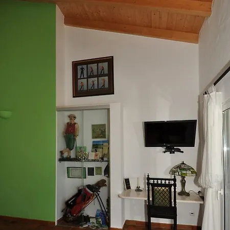 Herdade Dos Frades Country house *